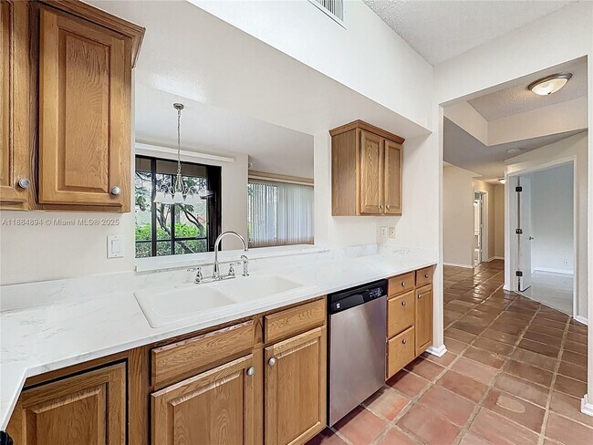 Building Photo - 10524 NW 10th St