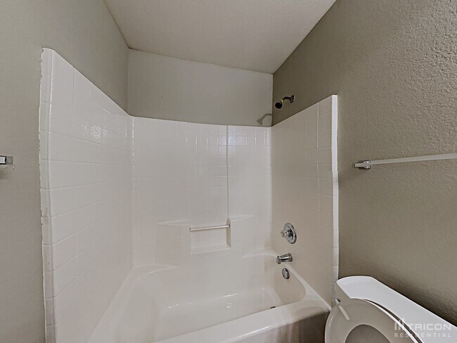 Building Photo - 11909 Fairfax Ridge St