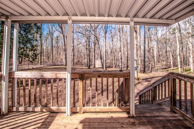 Building Photo - 1159 Camp Creek Rd