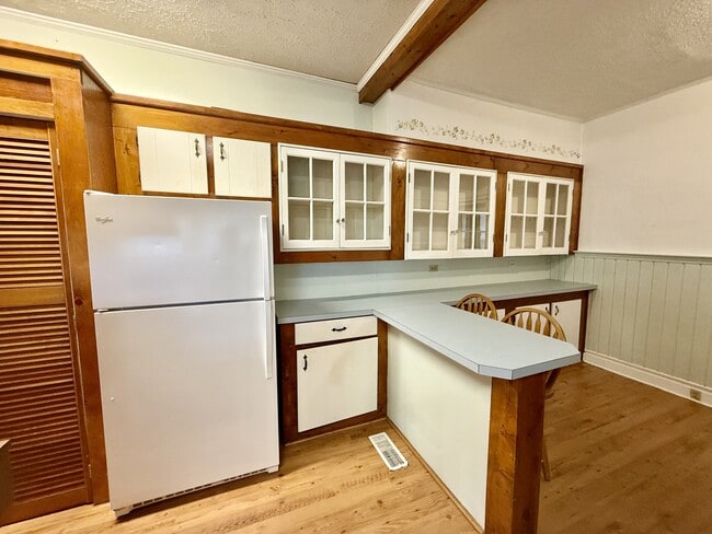 Building Photo - 2703 Old Spartanburg Rd