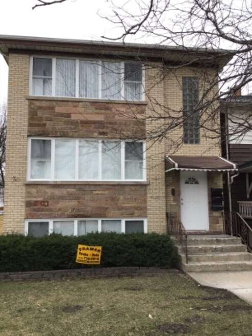 Building Photo - 4129 N Cicero Ave