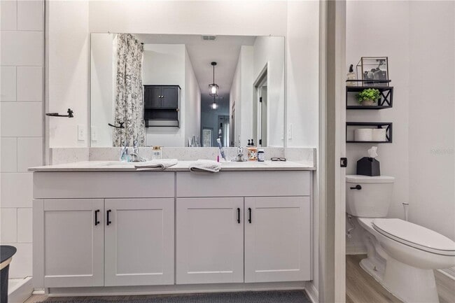 Building Photo - 10070 Trumpet Honeysuckle Wy