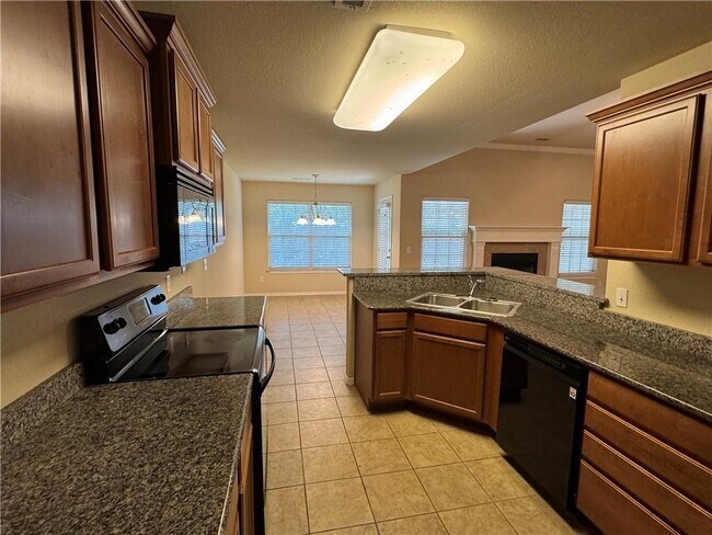 Building Photo - 298 James Dr