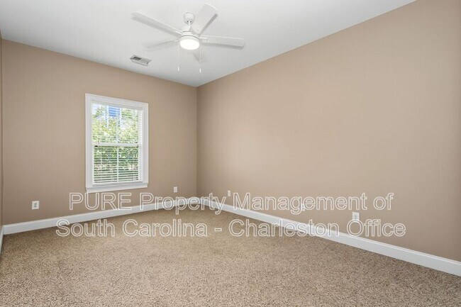 Building Photo - 108 Danielle Ln