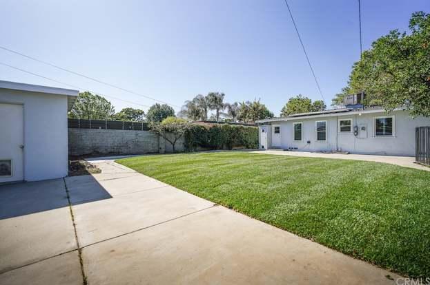 Building Photo - 3 bedroom in Reseda CA 91335