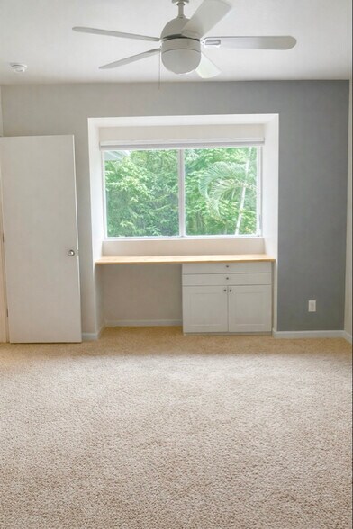 Building Photo - 95-833-833 Wikao St