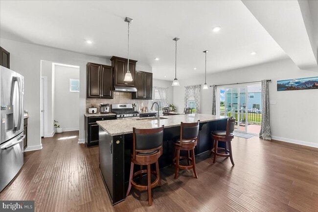 Building Photo - 305 Goodwick Dr
