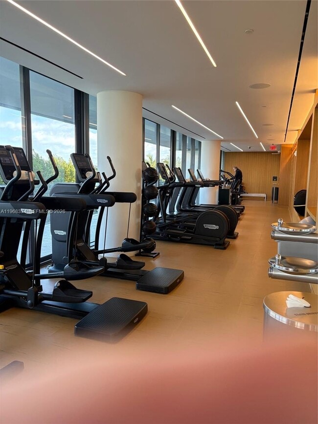 Building Photo - 8701 Collins Ave