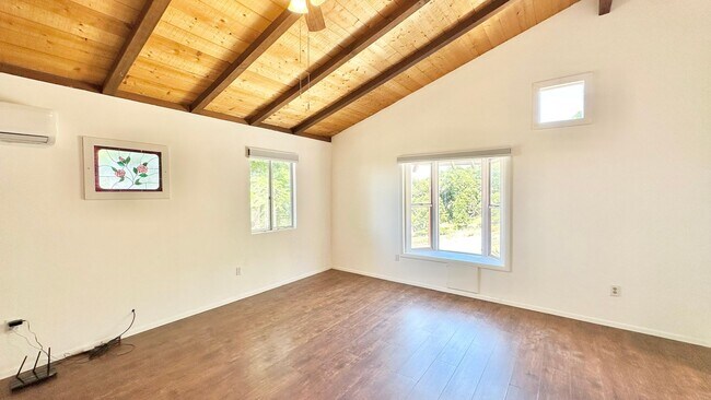 Building Photo - Nicely Updated Country Two-Story Home in t...