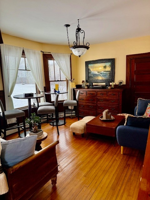 Building Photo - 10 Pine Point Rd