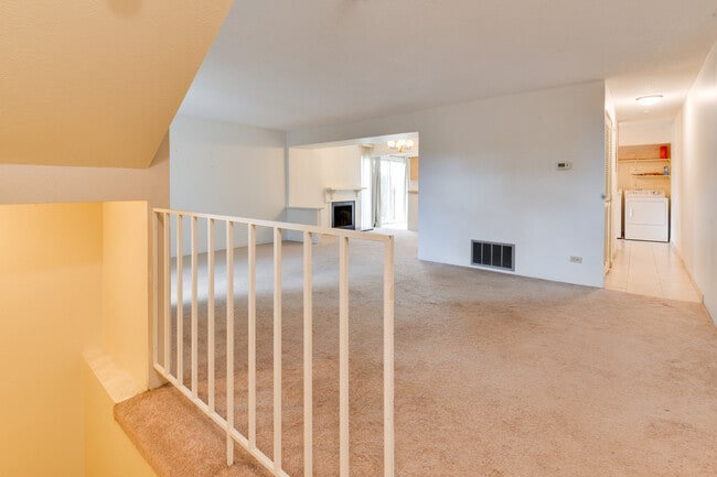 Building Photo - 2899 S Locust St