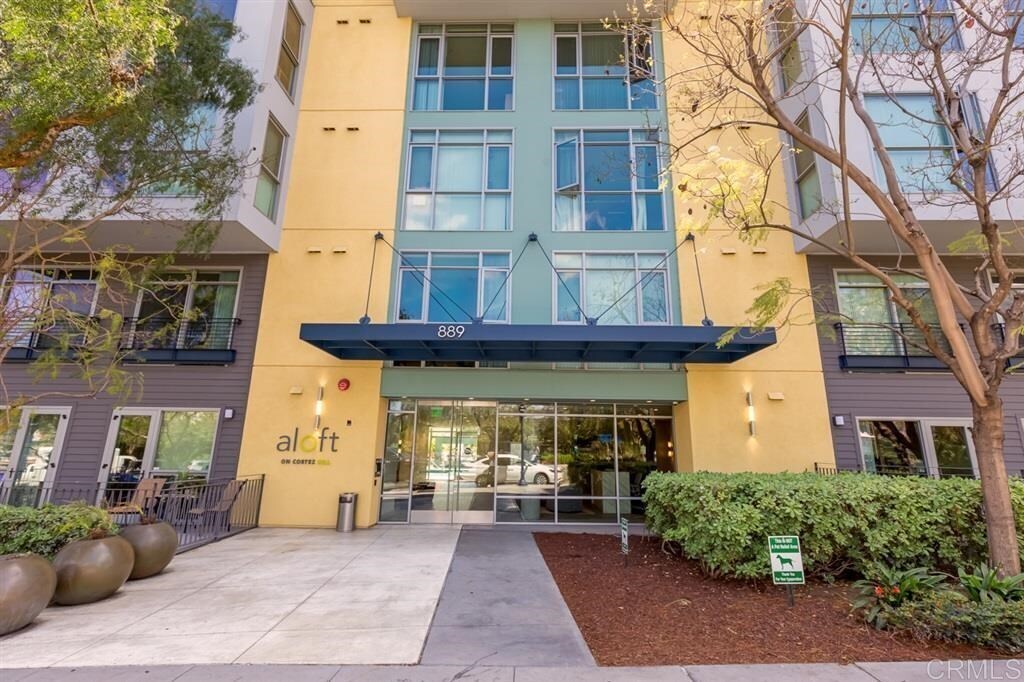 Building entrance - 889 Date St