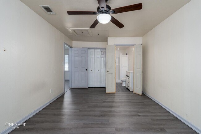 Building Photo - 3181 Sherry Ln