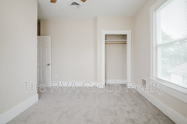 Building Photo - 1145 Farmer St