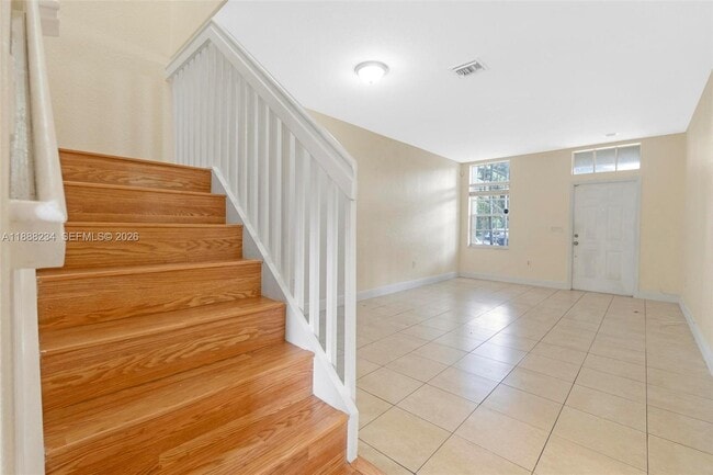 Building Photo - 2508 SW 85th Terrace