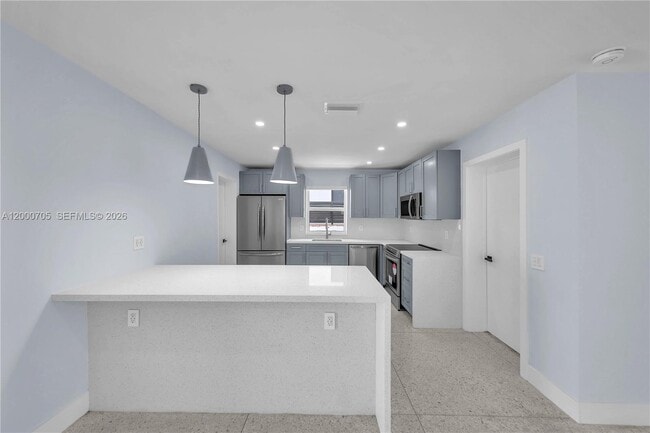 Building Photo - 2311 SW 23rd St