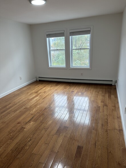 Building Photo - 251 Neponset St