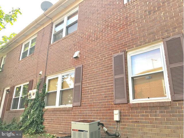 Building Photo - 9517 Hagel Cir