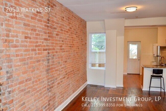 Building Photo - 2050 Watkins St