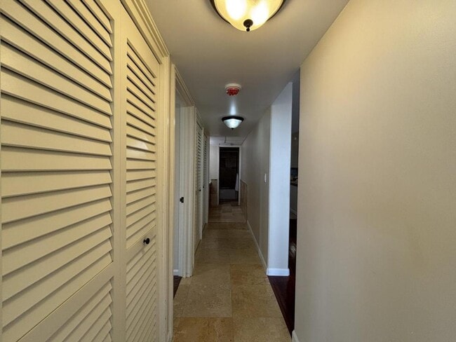 Building Photo - 1600 Ala Moana Blvd