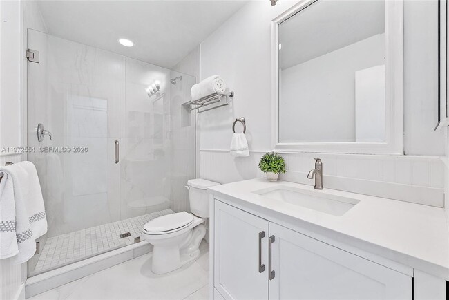 Building Photo - 4912 S Kay St