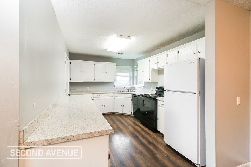 Building Photo - 2517 SW 60th St