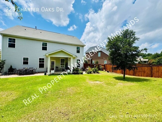 Building Photo - 223 Charter Oaks Dr