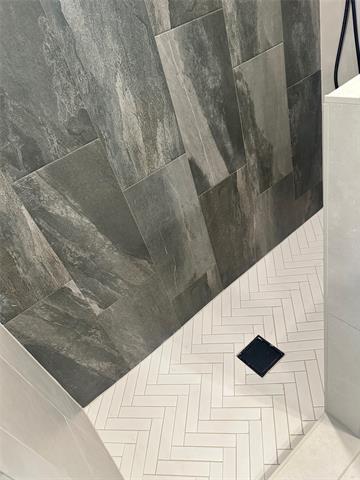 Building Photo - 523 Harris St