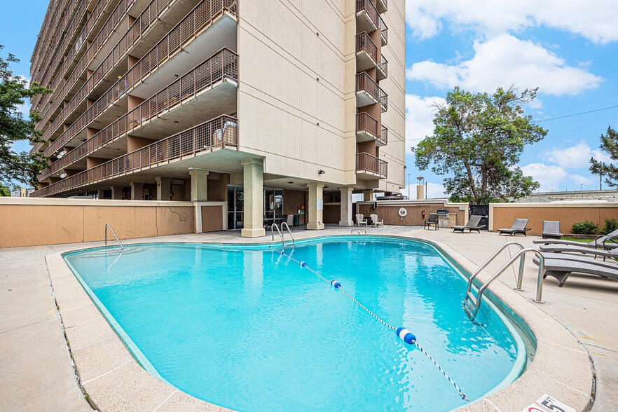 Pool - 2225 Buchtel Blvd