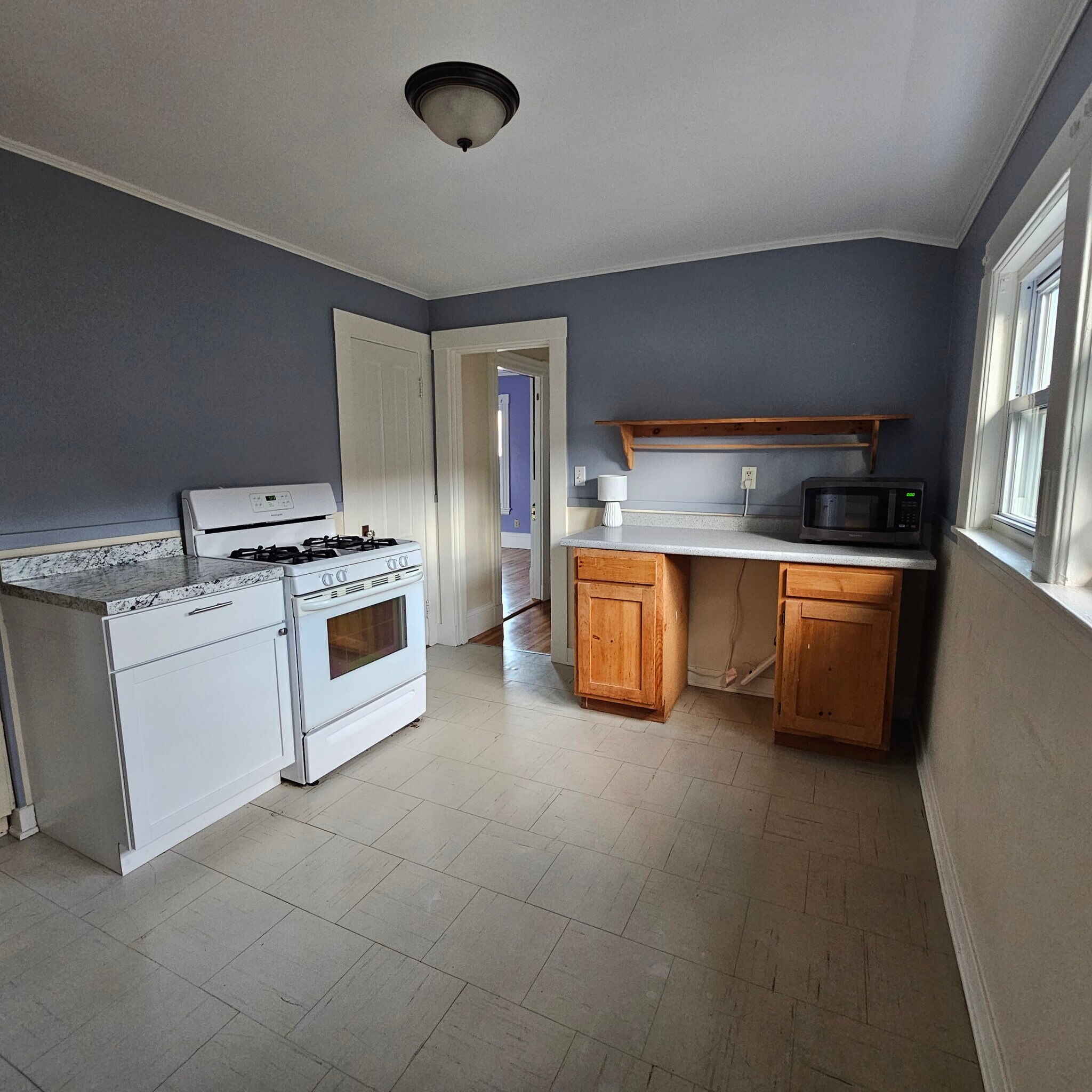 Kitchen - 19 Porter St