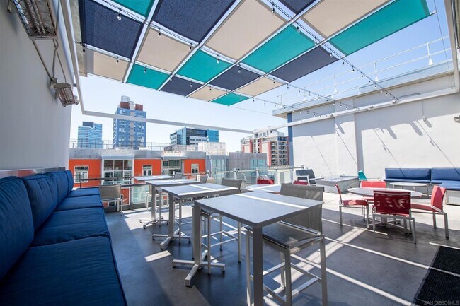 Building Photo - 1050 Island Ave