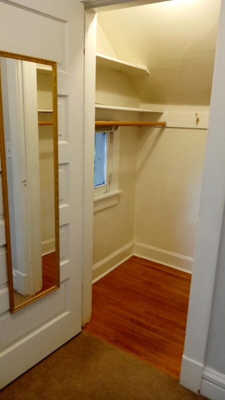 Building Photo - W. W 9th Ave