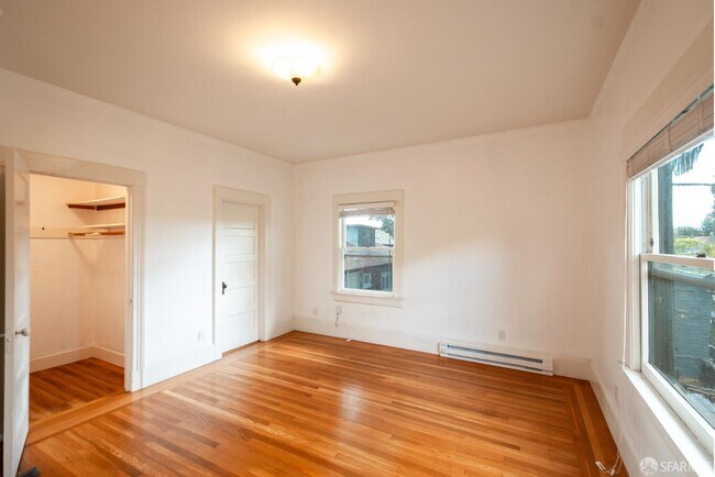 Building Photo - 2208 Ward St