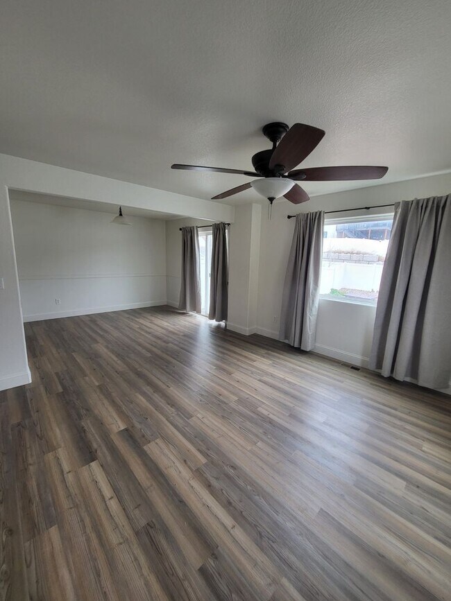Building Photo - 4105 Gunsmoke Rd