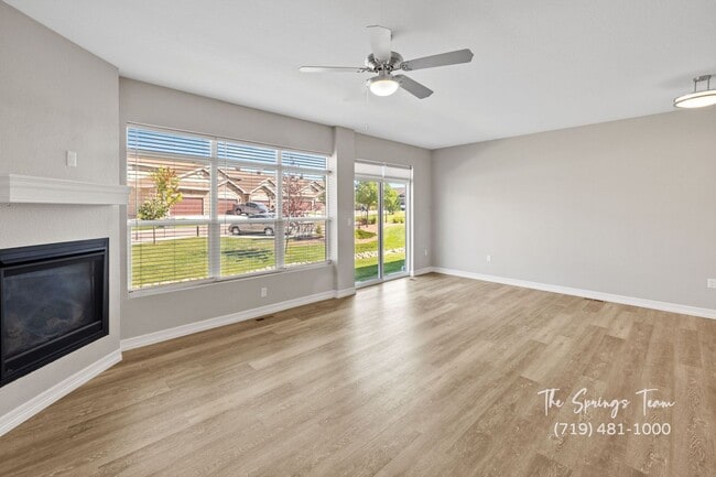 Building Photo - LUXURY 3BR TOWNHOME IN THE VILLAS AT NORTH...