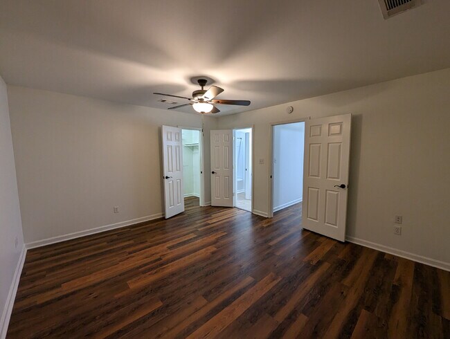 Building Photo - 126 Edgewood Blvd