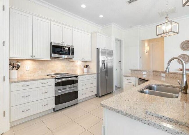 Building Photo - 503 Cinnamon Beach Ln