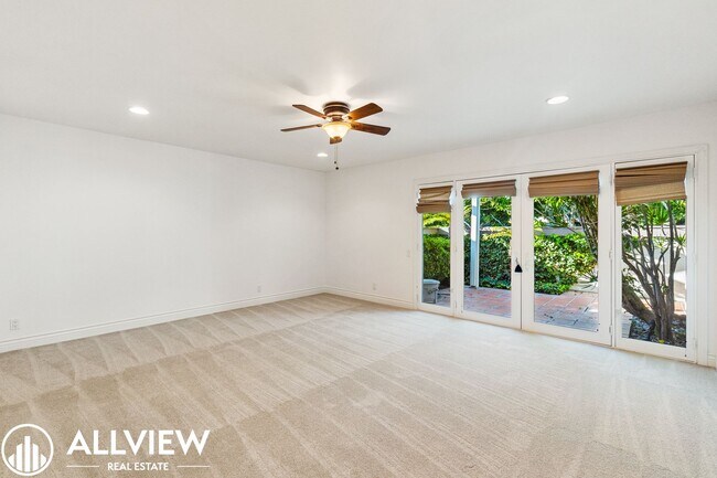 Building Photo - 3 Bedroom, 2 Bath Home Available In Jasmin...