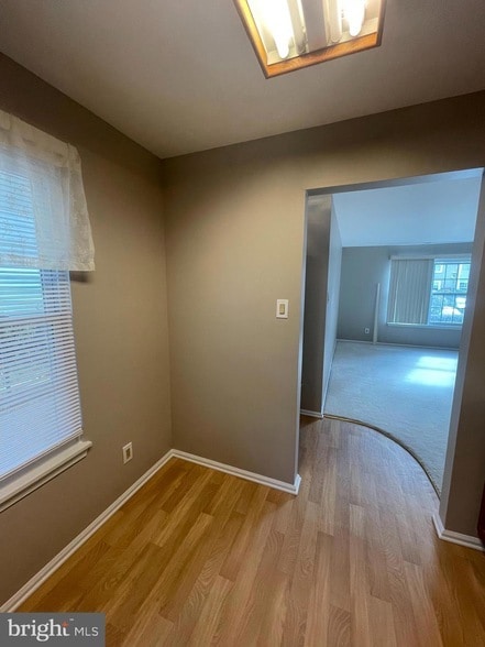 Building Photo - 5207A Adelaide Dr