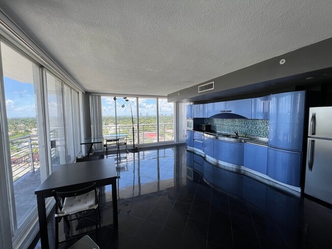 Living room - 1720 Harrison St