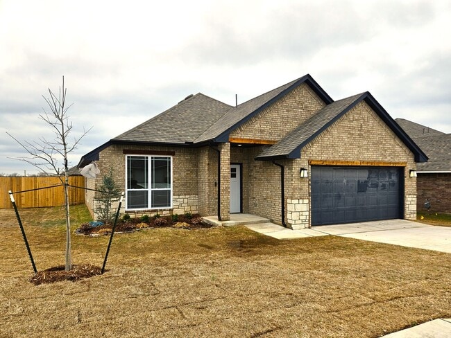 Building Photo - 19701 Brookville Dr