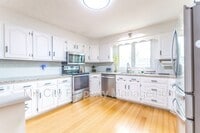 Building Photo - 9 Wathen Rd