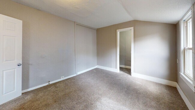 Building Photo - 6011 Pear Ave
