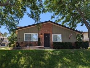 Building Photo - 2 Bedroom-1 Bathroom Condo in Santee (Tras...