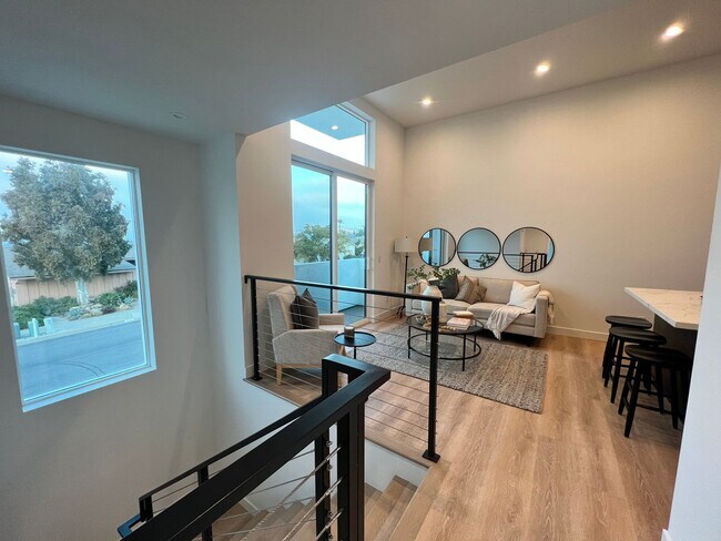 Building Photo - Remington