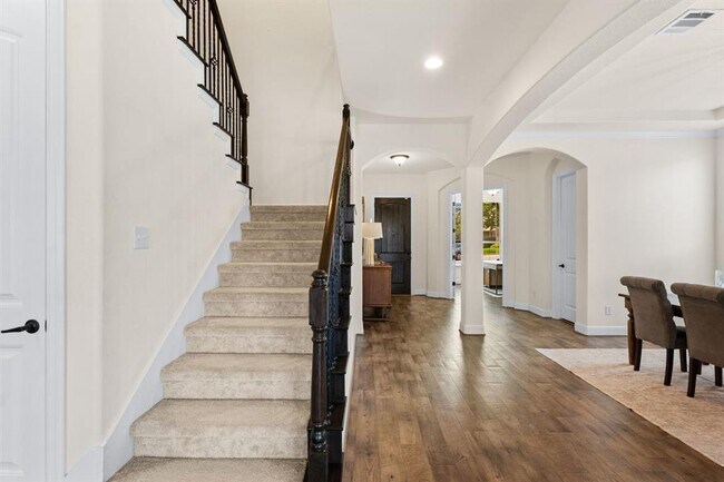Building Photo - 1113 Hartman Dr