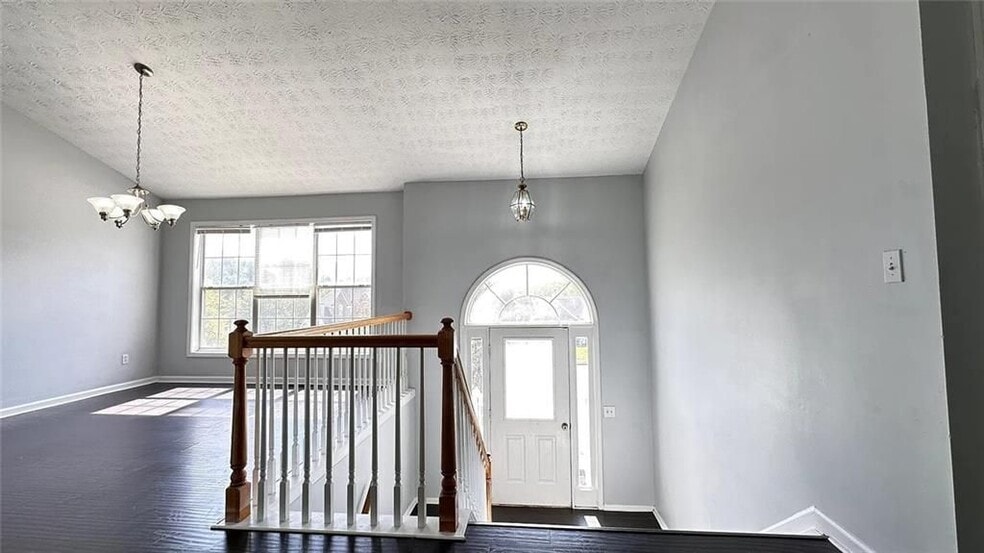 Building Photo - 641 Tower Hill Ct