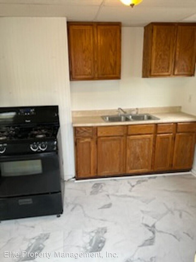 Building Photo - 4 br, 1 bath House - 162 S Belvidere Avenue