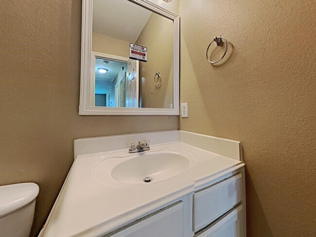 Building Photo - 503 Pine Cluster Ct