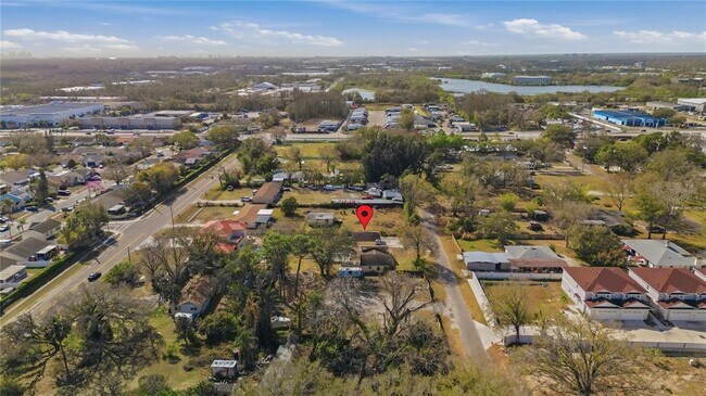 Building Photo - 10301 Trail Ridge Ln